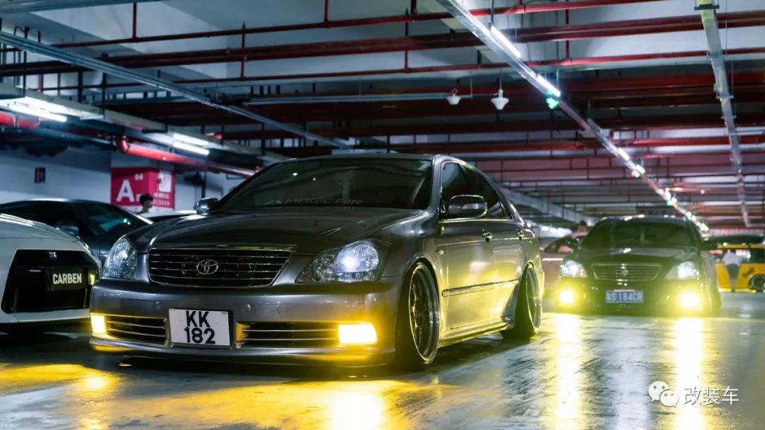 12代皇冠爆改,12代皇冠改2gr发动机要换油箱吗