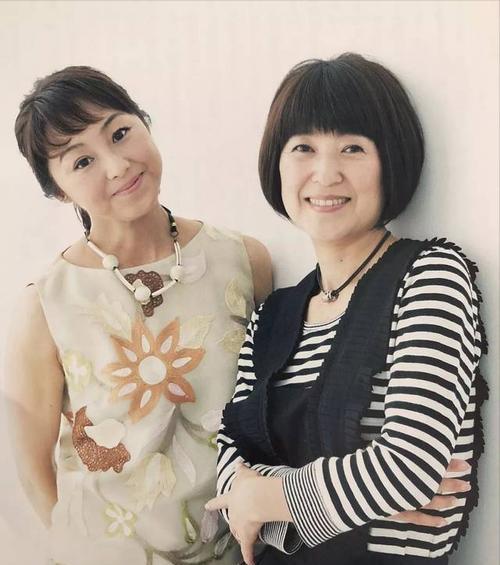 这才是8090原本该有的样子,精致女孩必备最好的化妆品