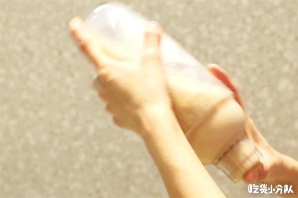 深圳四万人排队买奶茶,深圳排队2万人的奶茶叫什么