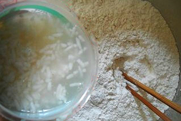 发面没有酵母怎么办?大厨教你用点它,拌一拌揉一揉,轻松发满盆