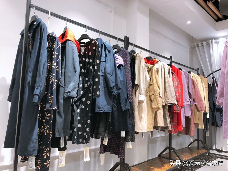 服装店高级陈列,服装小店铺陈列技巧