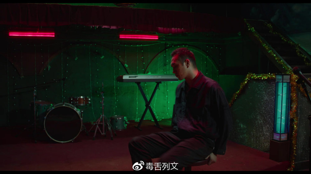 汤唯电影地球最后的夜晚讲了个啥,黄觉汤唯地球最后的夜晚在线观看