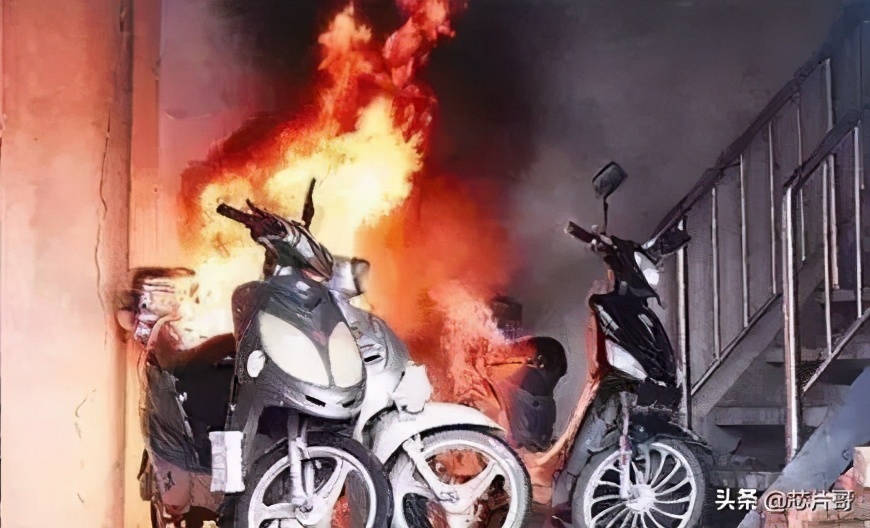 用劣质的充电器给电动车充电,劣质电动车充电器对电路的危害