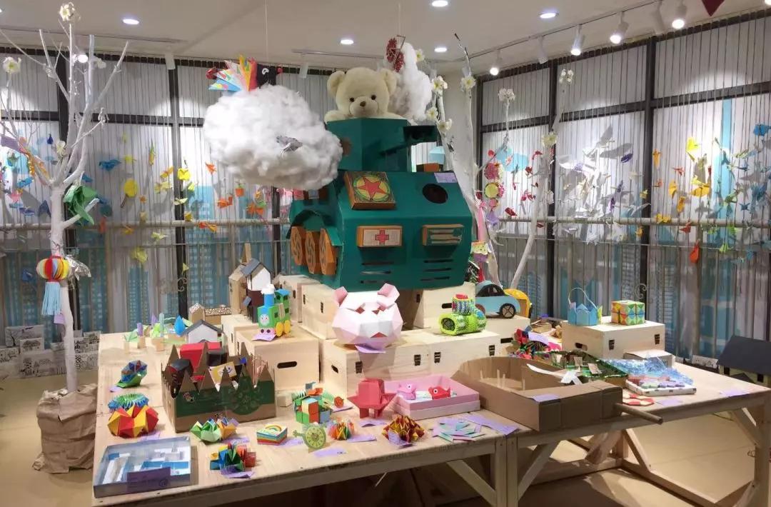 小小足球运动员=未来男神~|走进成都市第十二幼儿园蓝光分园