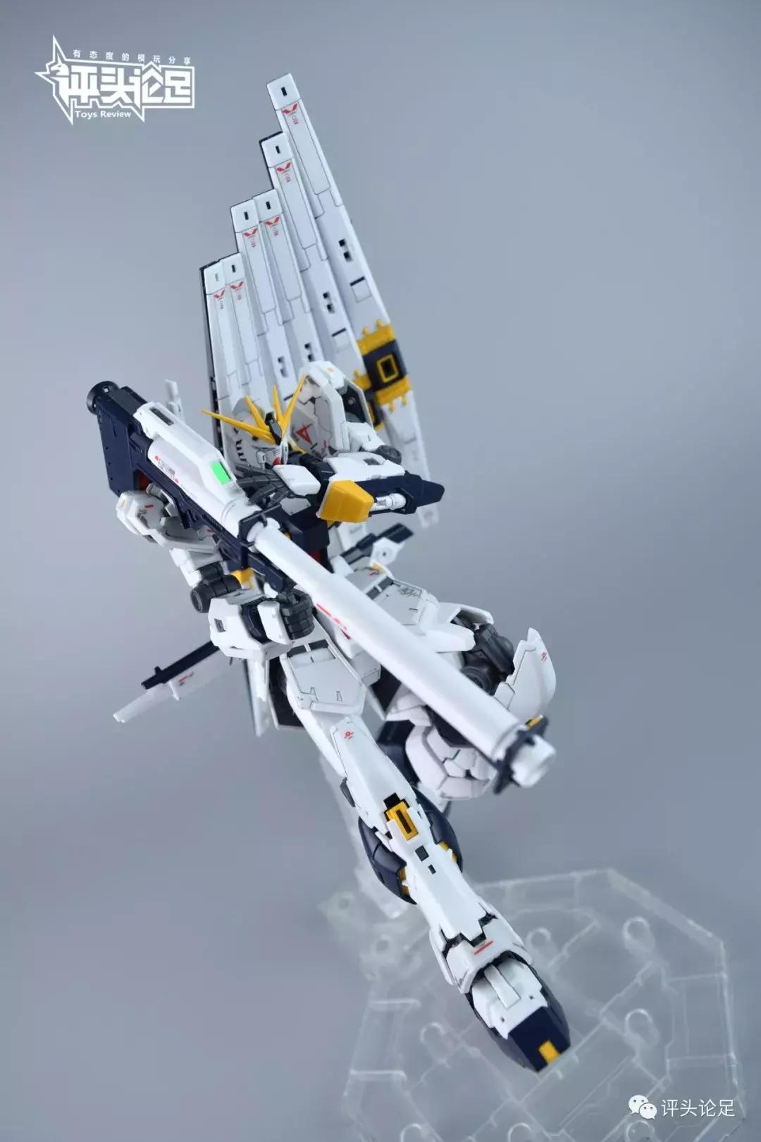 万代rg独角兽高达爆甲拼装教程,rg强袭高达空中战形态拼装过程