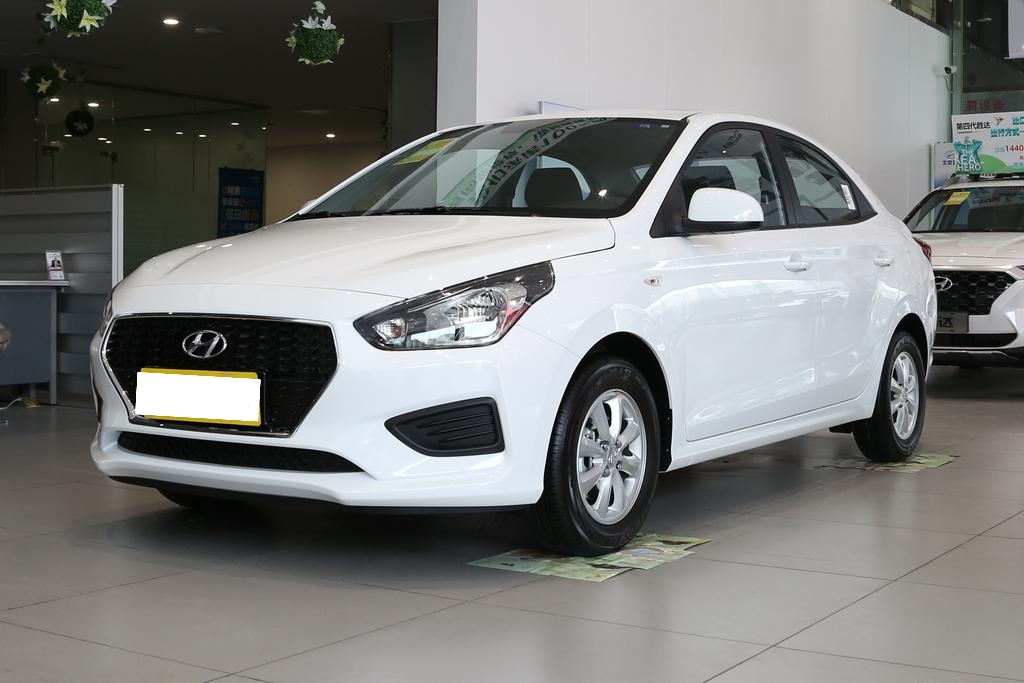 现代瑞纳4.99万就能入手,最实在最省油动力强价格优惠的车