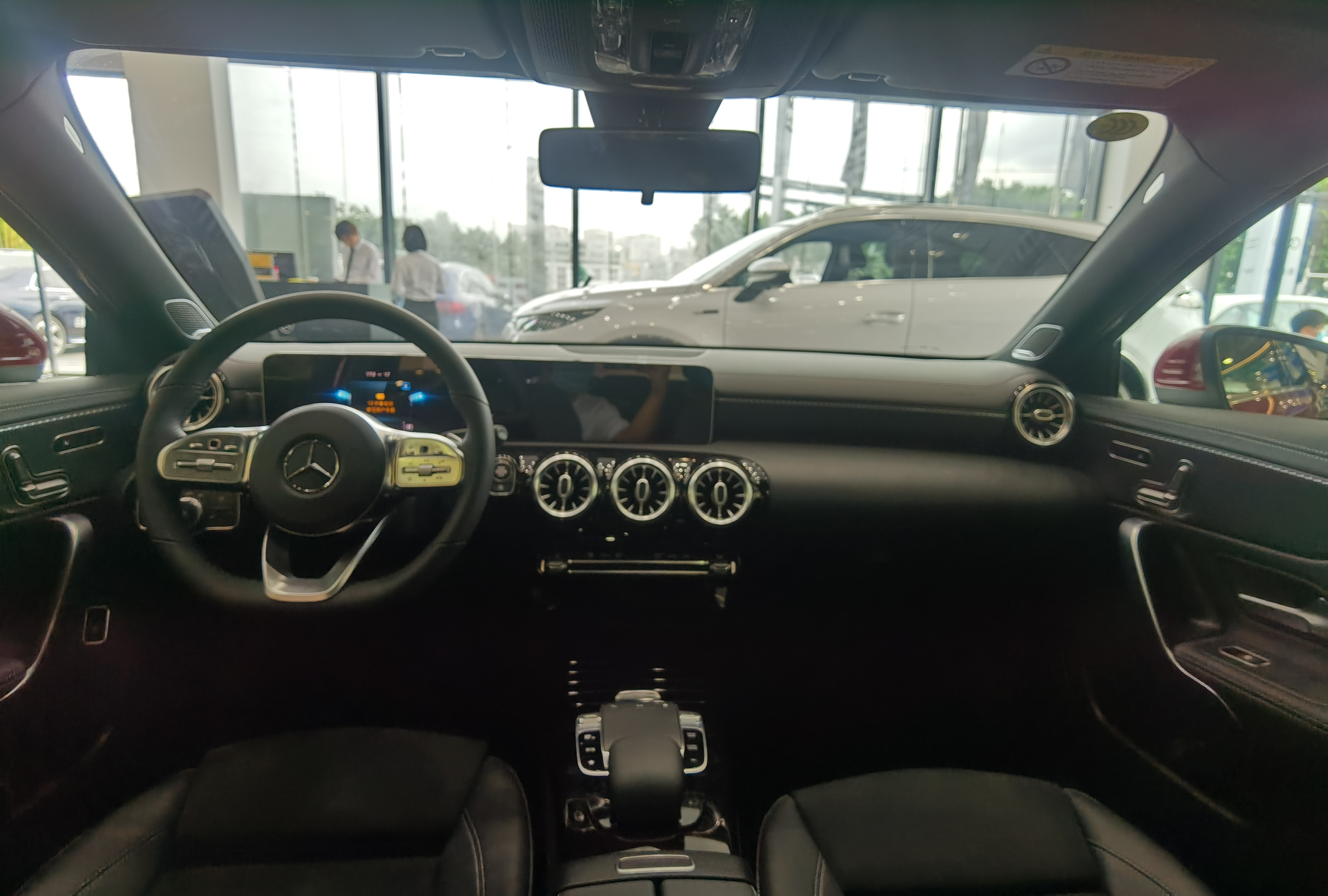 探店奔驰a级优惠,奔驰a级探店