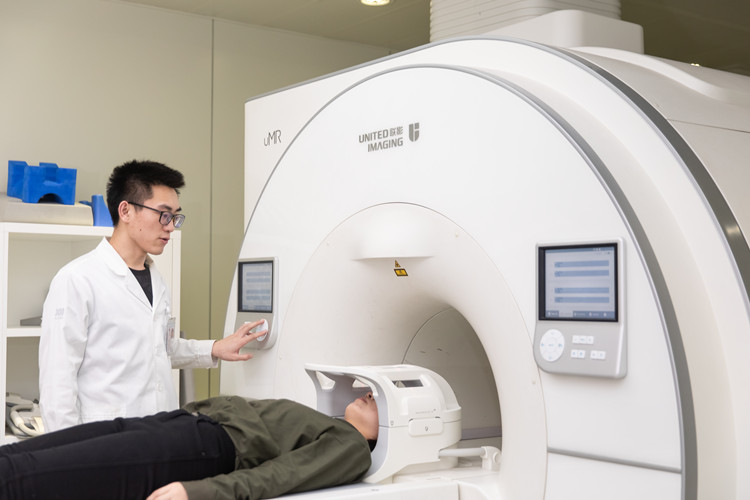 国产核磁共振打破垄断,中国高端精密仪器打破国外垄断