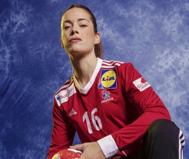 梅西让奥运冠军大怒！法国手球夺金牌无头版我们为国争光不配吗