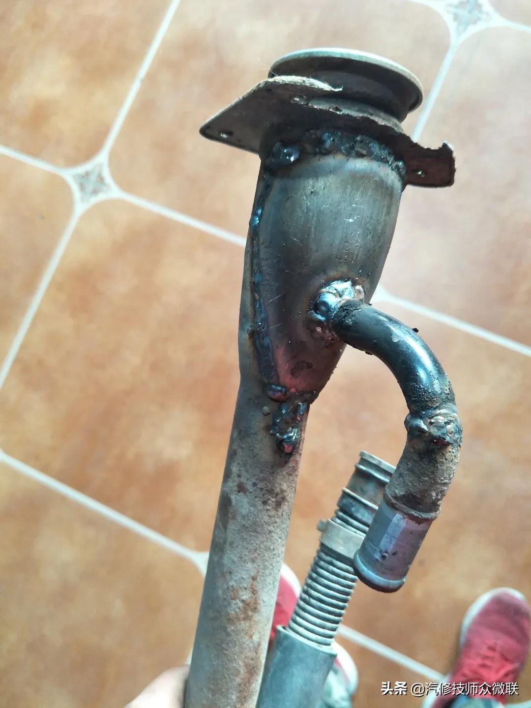 雪佛兰油箱加油老跳枪咋回事,雪佛兰乐风油箱加油老跳枪咋回事