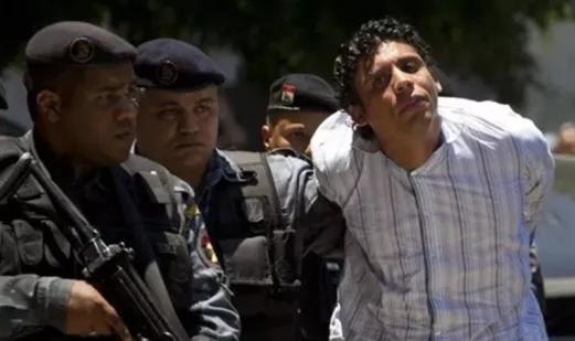 巴西黑帮称强制封城,巴西黑帮封城画面