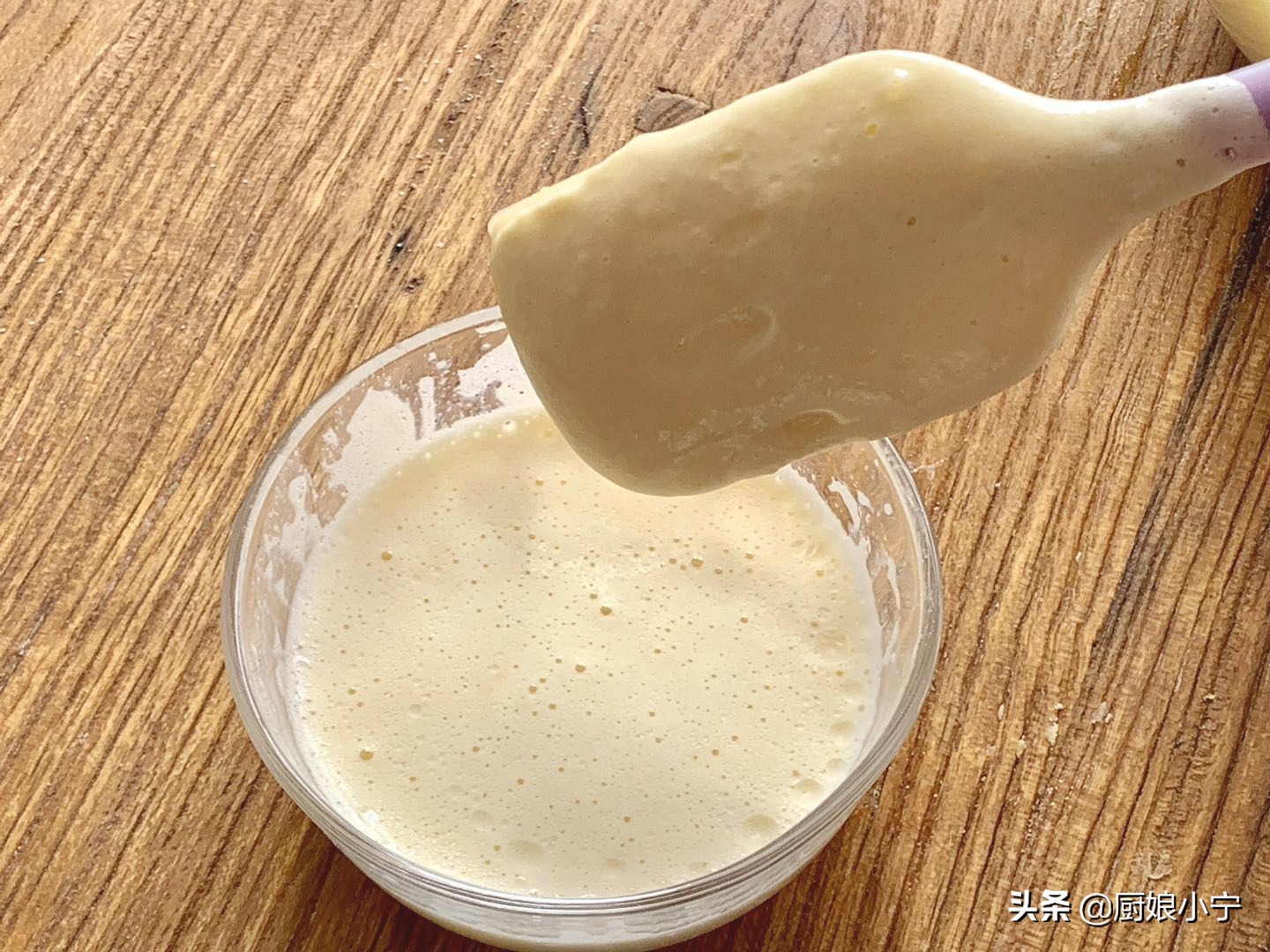 电饭锅蛋糕不塌不回缩的诀窍教程,电饭锅蛋糕蓬松的诀窍