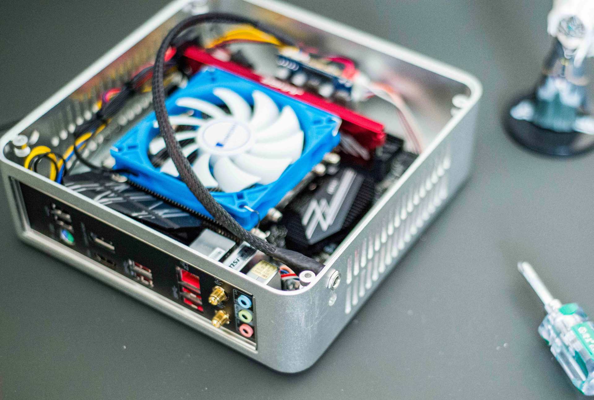 组装一台htpc配置,自己动手装htpc