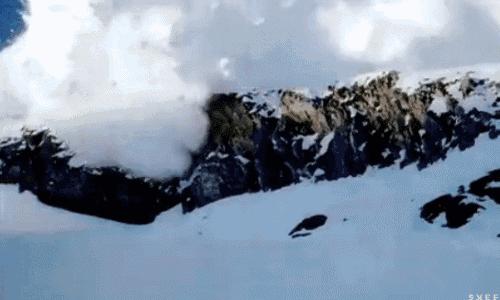 珠峰登顶人数最多一次,珠峰登顶线路和纪录