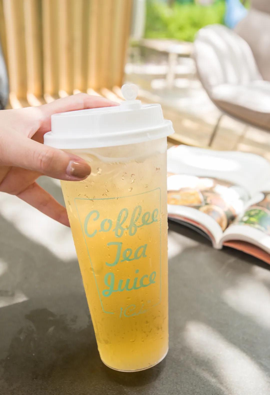 「椒霸霸×1CAKE」联名来啦！只要28.9元，和爱宠共享悠然午后