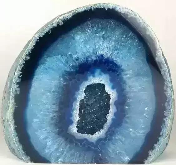 全球最大宝石原石,全球最大的珍贵宝石