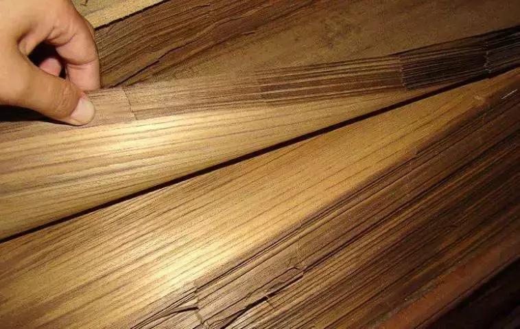 实木复合门都有哪些贴皮材料,实木复合门木皮好还是密度板好