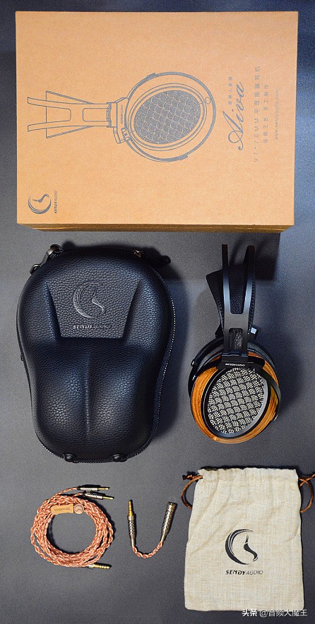 SendyAudio黑美人Aiva开箱篇：木匠与美人