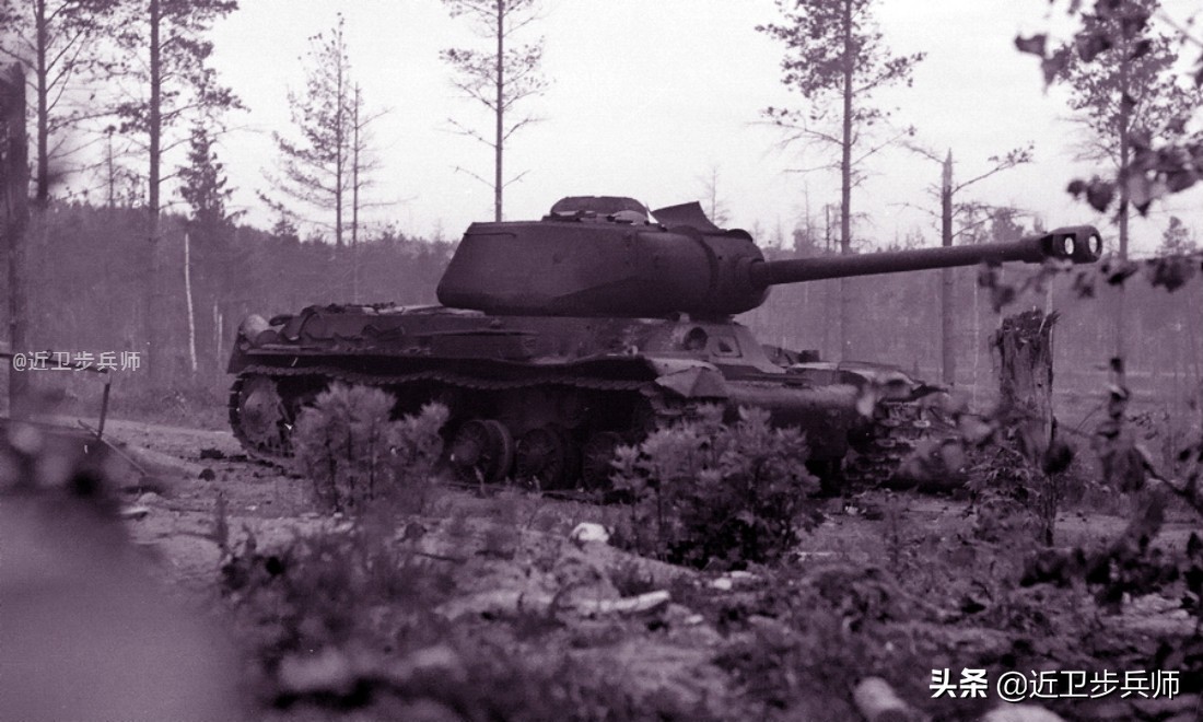 斯大林重型坦克vs虎式坦克,斯大林2m坦克能战胜虎式坦克吗