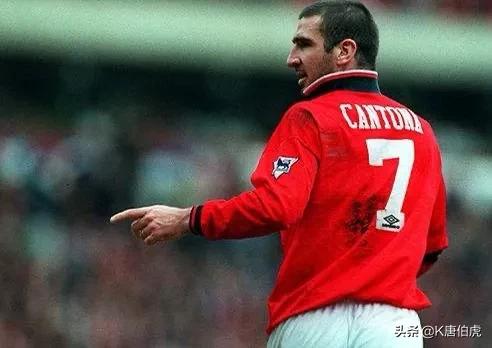 曼联世纪最佳球员查尔顿,曼联7号球员名单大全