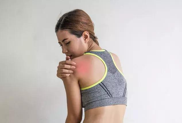 当心！你正在练的蝴蝶骨，其实是种病态...