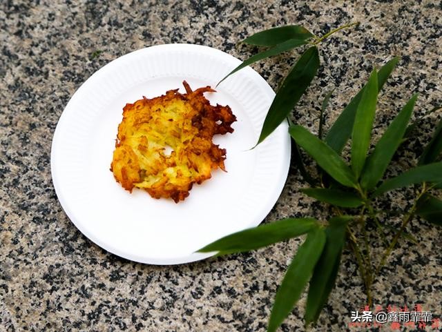 土豆粘锅变色,土豆炒好了发黑怎么处理