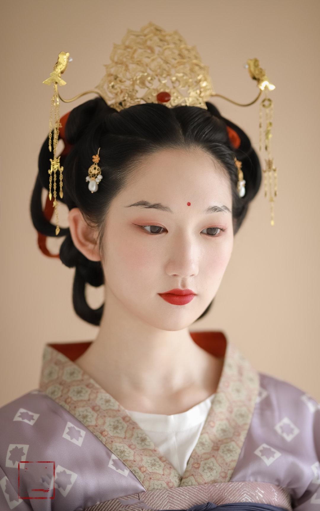 将眉毛化成小重山?美妆博主玩转古代眉,网友直呼:古装剧需要你