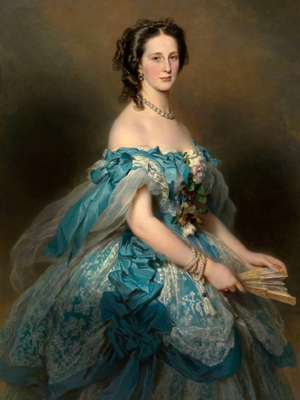 除了优雅贵气,珍珠还能休闲、叛逆、又嘻哈?