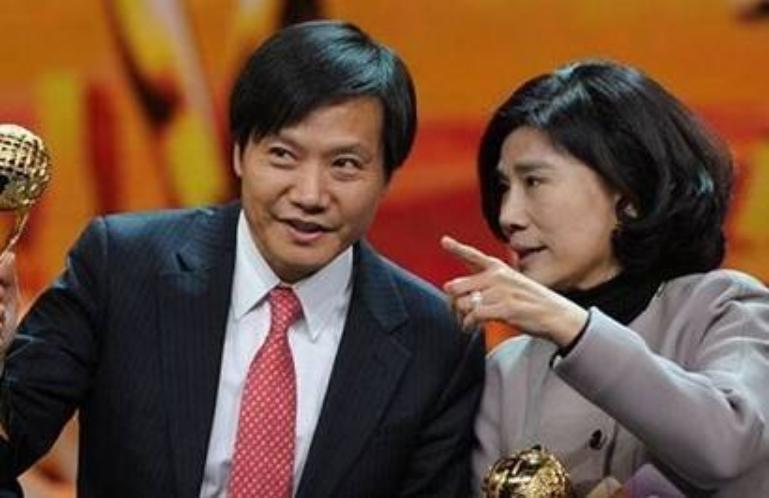 雷军vs董明珠谁是十亿豪赌赢家,如何看待董明珠和雷军的十亿赌约