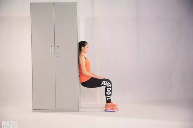 适用于所有腿型的腿型矫正方法,怎样矫正腿型让腿变得又细又直