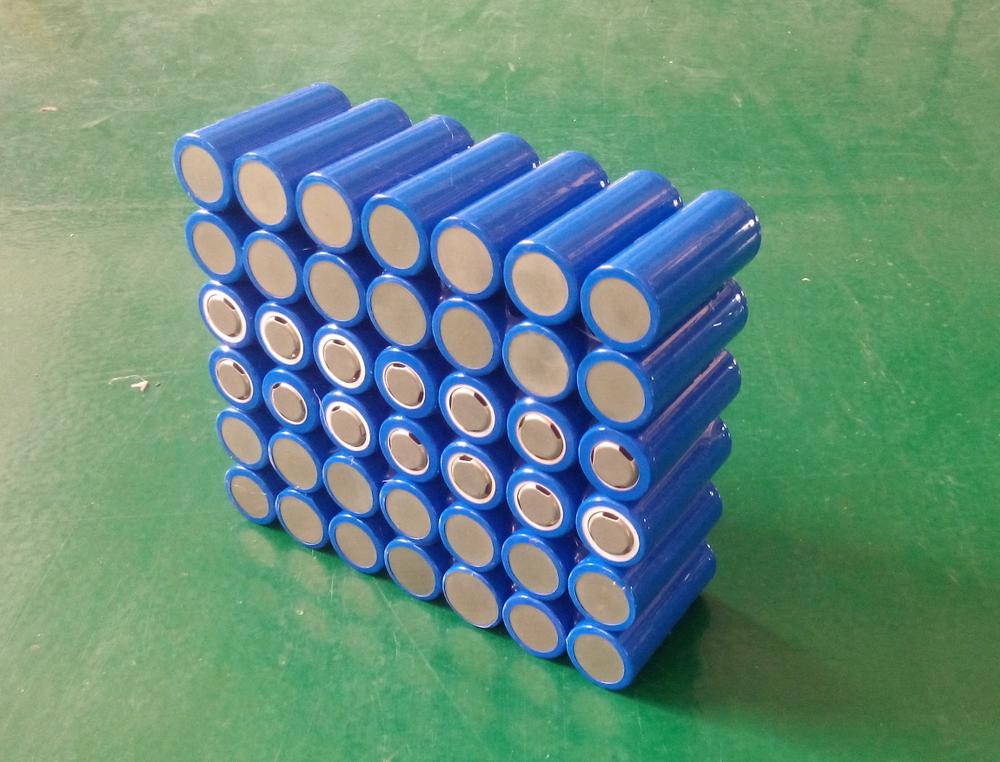 钠离子电池磷酸铁锂电池比较,宁德时代磷酸铁锂电池规格型号