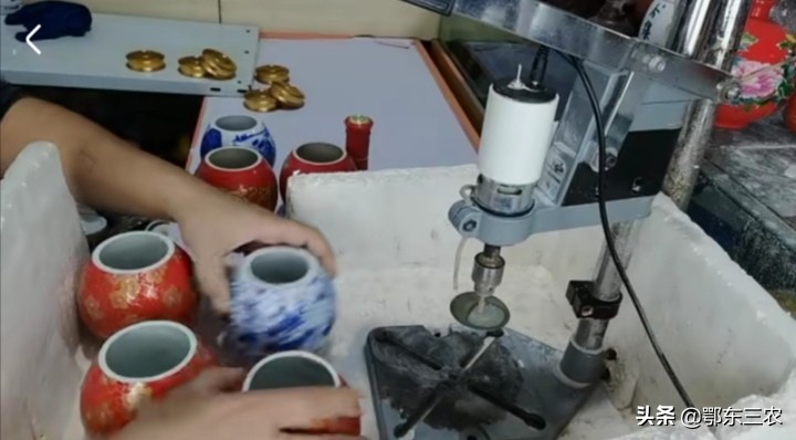 酒瓶切割做茶叶罐销路怎么样,酒瓶加工成茶叶罐挣钱吗