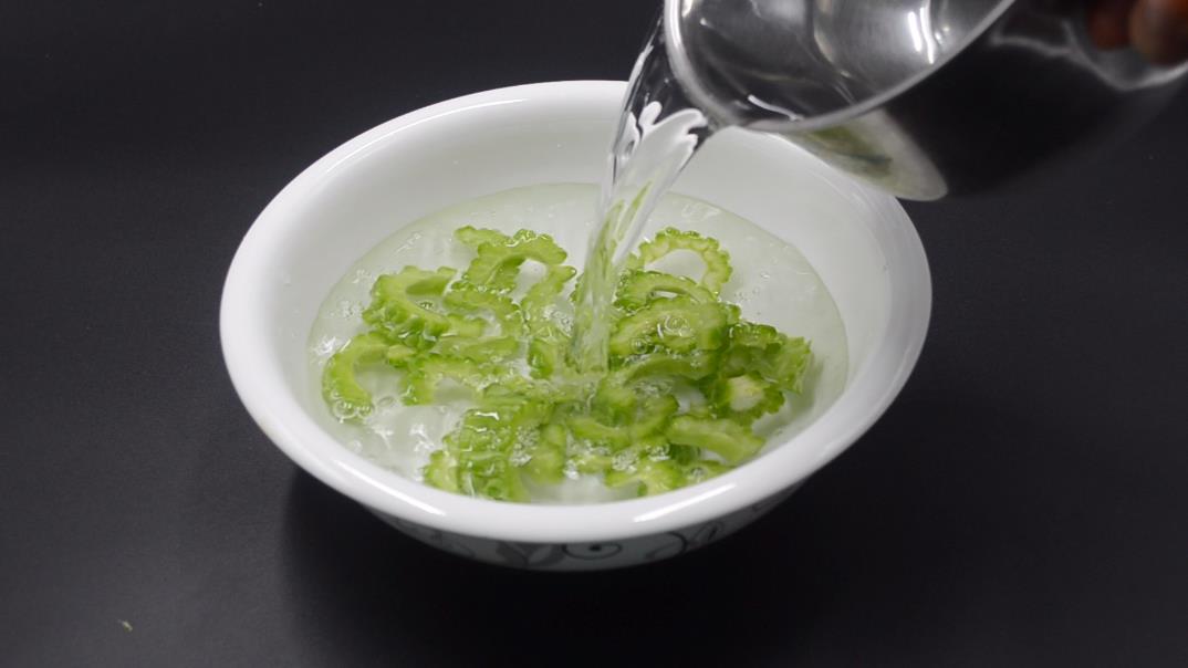 吃了苦瓜你才知道生活的甜,吃了很多苦瓜会怎么样