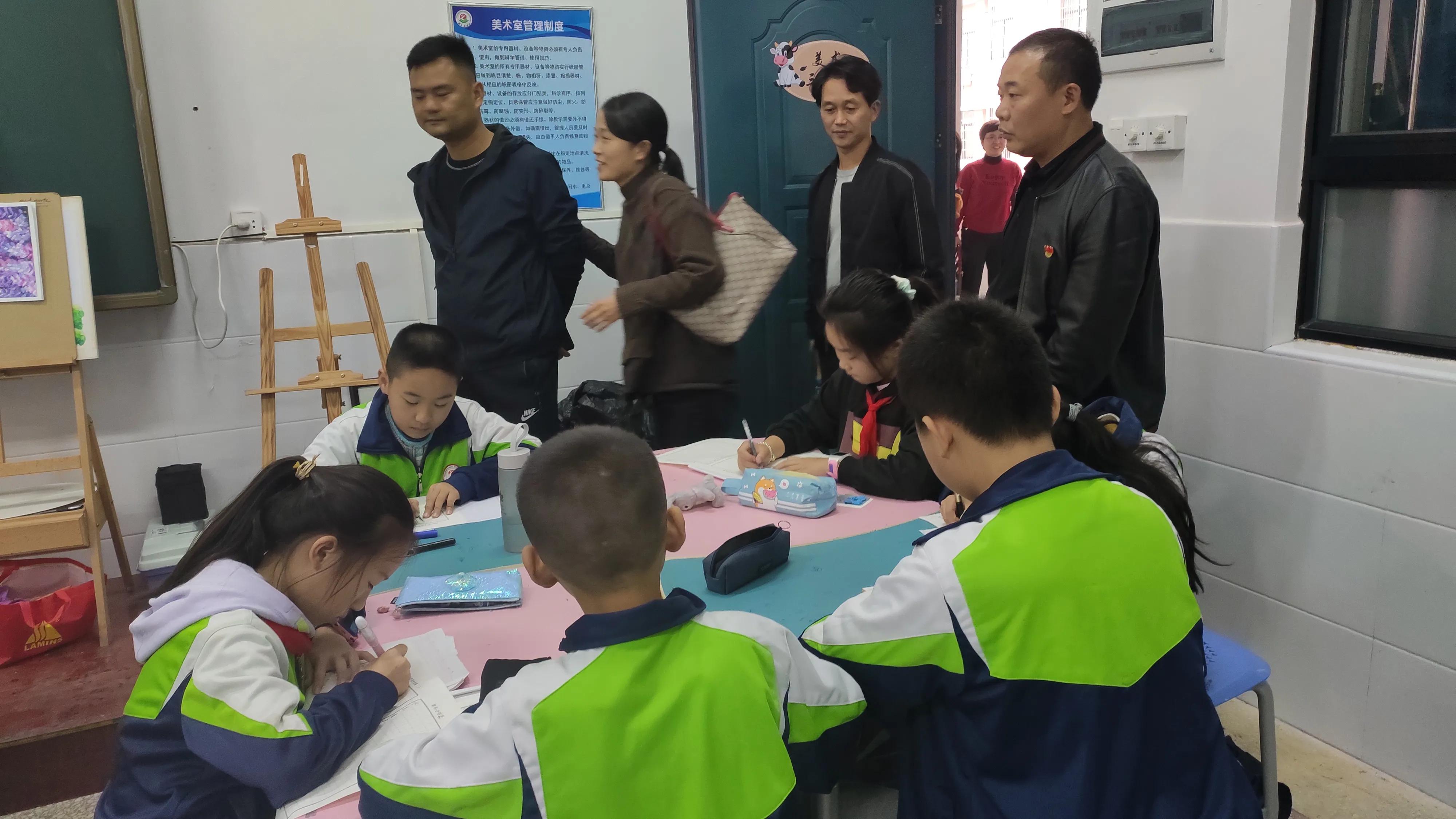 平江县南江镇中心小学,平江南江中心小学