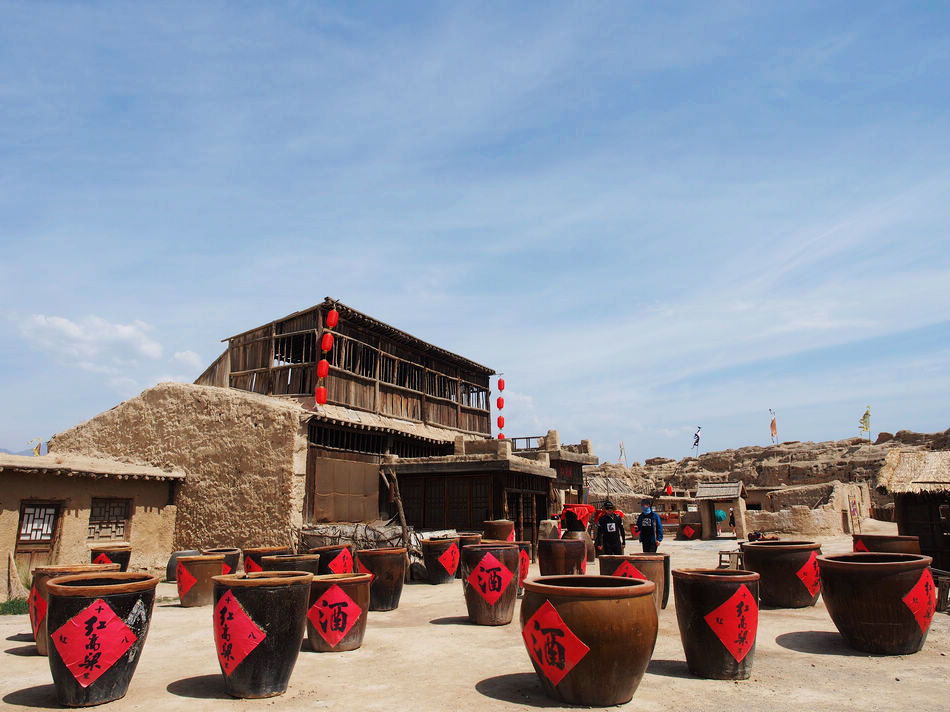 跟着星爷和老谋子的电影,去逛这座大名鼎鼎的西北影视城堡