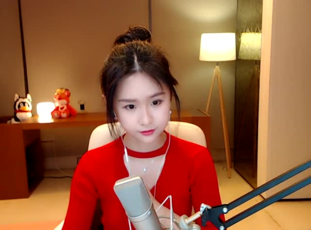 斗鱼阿冷爆料,斗鱼阿冷颜值巅峰