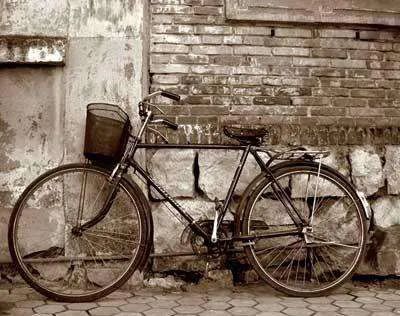 00后们知道自行车中的爱马仕“永久”和“凤凰”吗?