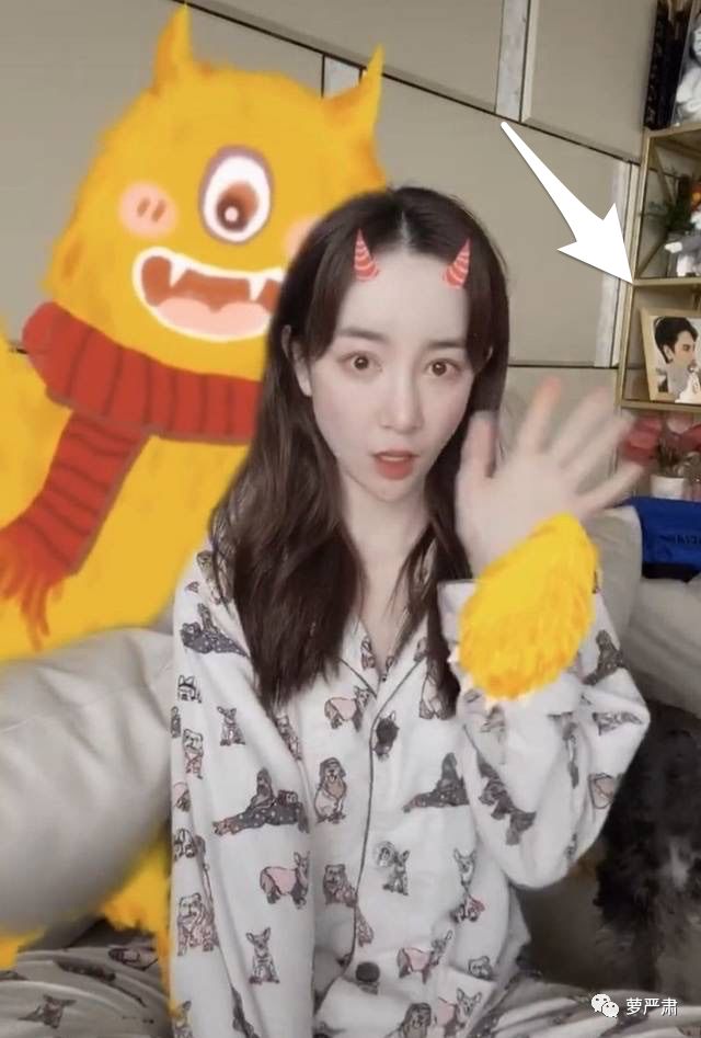 你俩别撕了,你们是互为“世界上的另一个我”啊