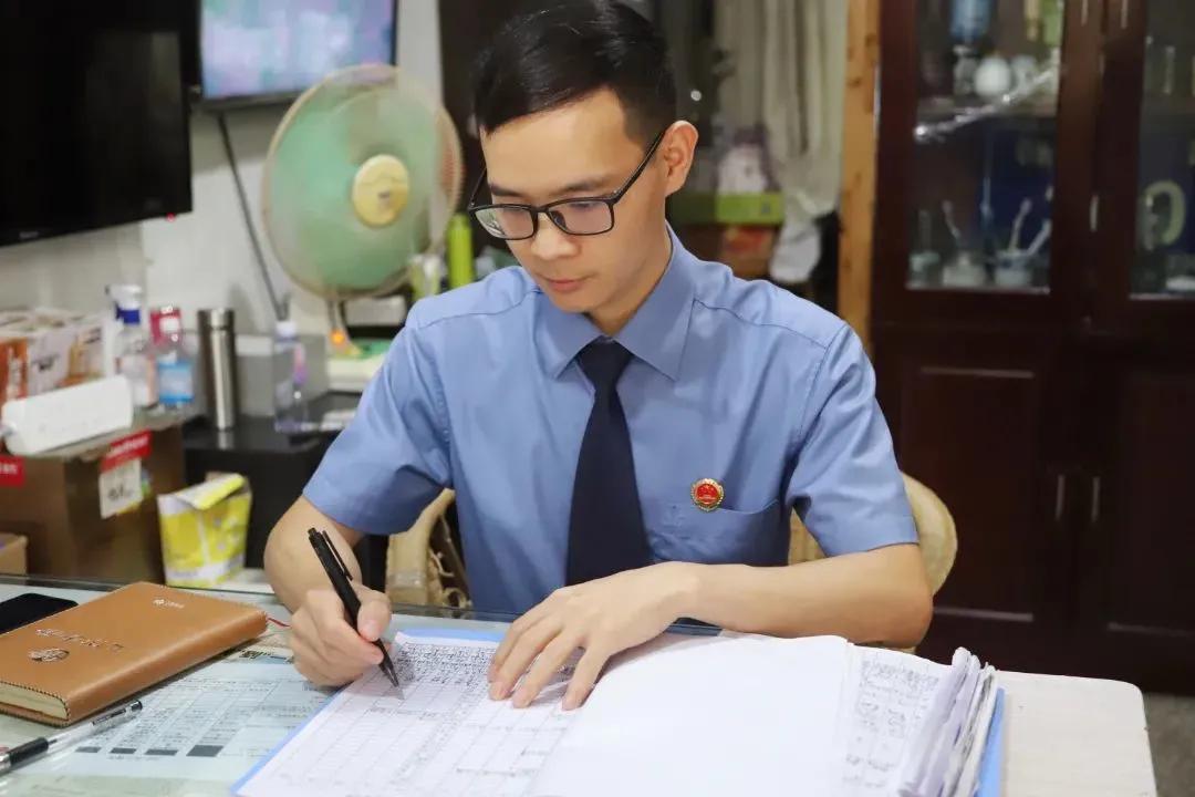 一封特殊的中秋家书,中秋家书三行诗