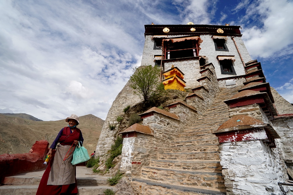 自驾游去西藏还有人看吗,自驾西藏不回头