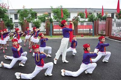 内乡雷锋学校小学,内乡雷锋学校