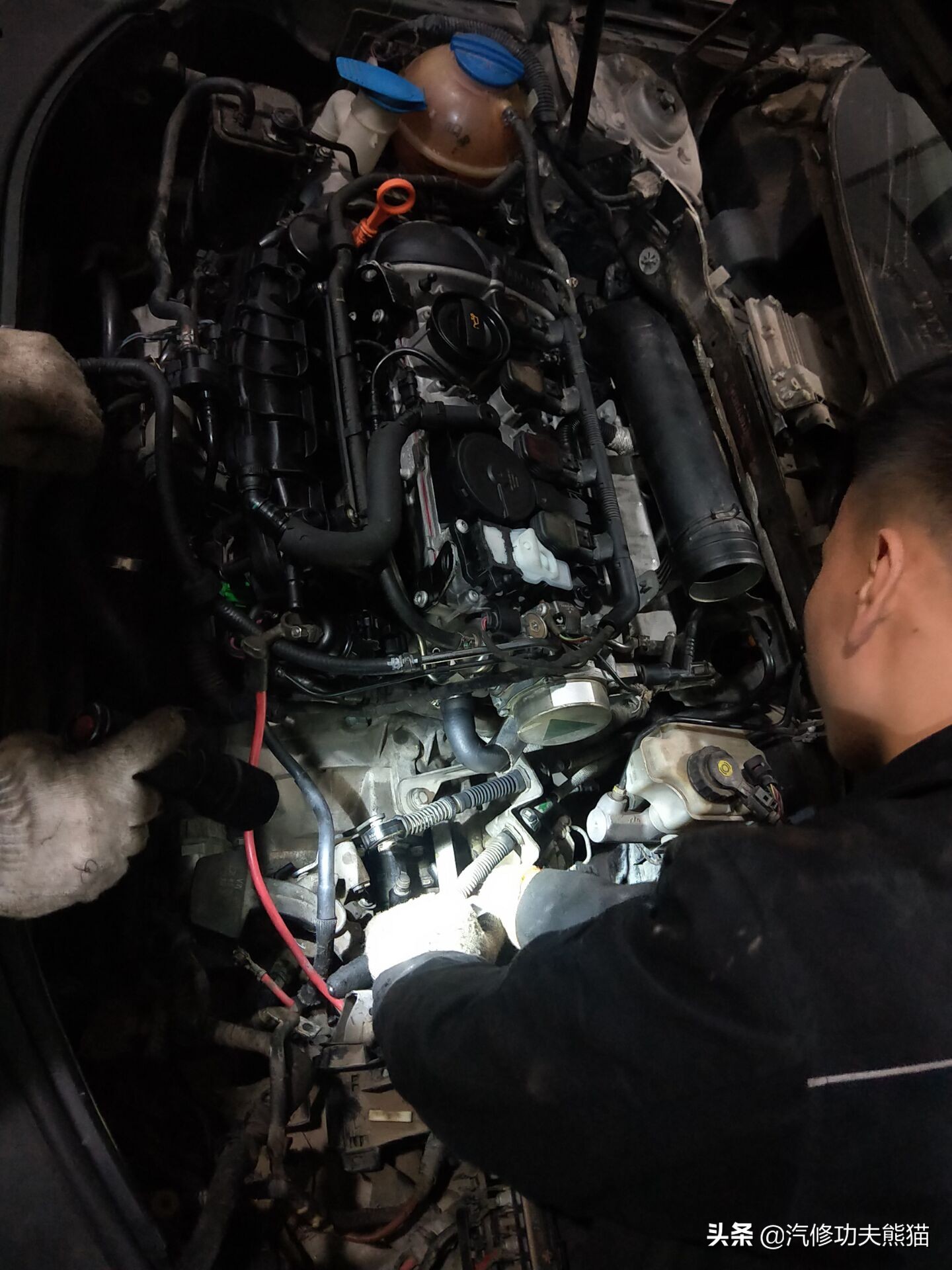 10年斯柯达昊锐1.8t烧机油怎么整,斯柯达昊锐烧机油500公里烧一升