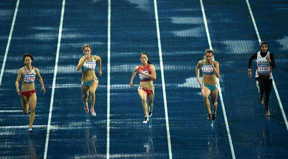 韦永丽100米99秒,韦永丽43秒35米接力夺冠