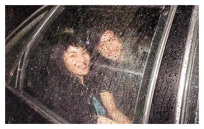 王菲谢霆锋合体想谈什么样的恋爱,王菲谢霆锋一反常态高调秀恩爱