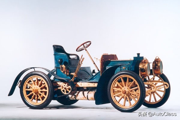 奔驰c级最早于哪年上市,世界最早的十大汽车