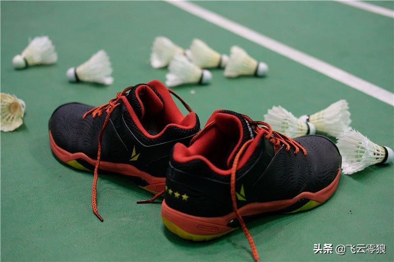 入门羽毛球鞋测评,羽毛球鞋排行榜前十名中羽