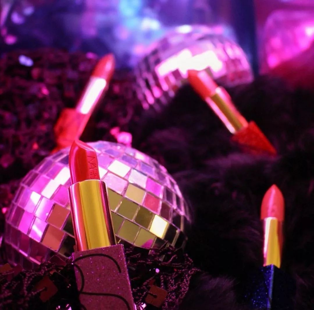 雅诗兰黛洗脸,蜂蜜洗脸真有效么