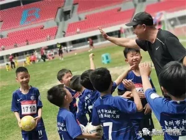 全国首批少儿足球特色幼儿园,成都全国足球特色幼儿园