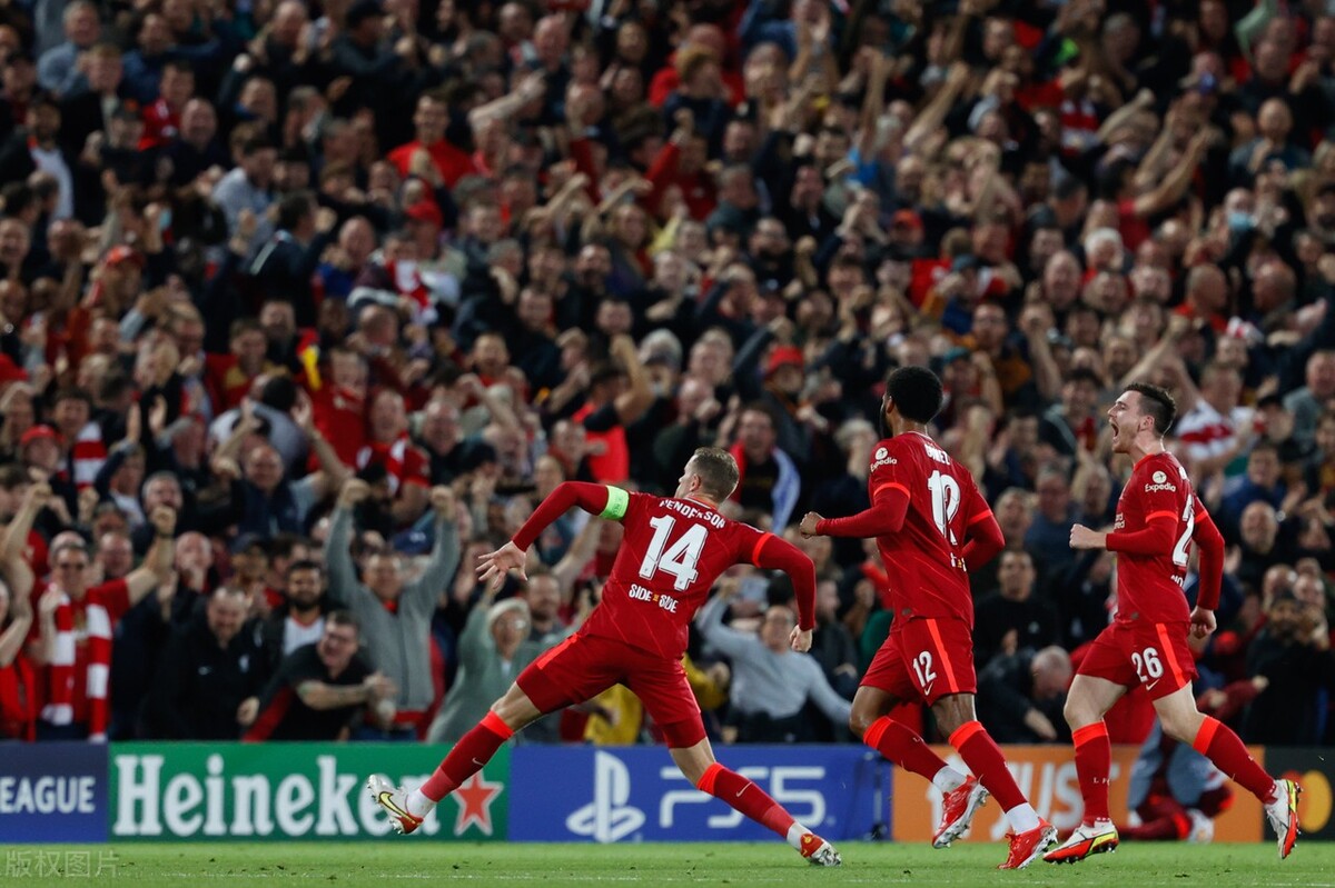 欧冠首轮综述！有大胜，有戴帽，有乌龙，有红牌，更有逆转奇迹