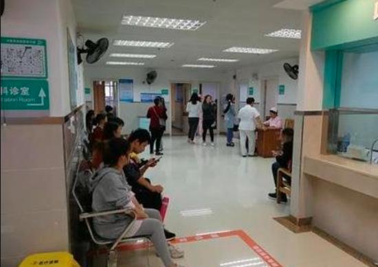 妇科检查收取1000块钱的服务费,妇科检查38元套餐的套路